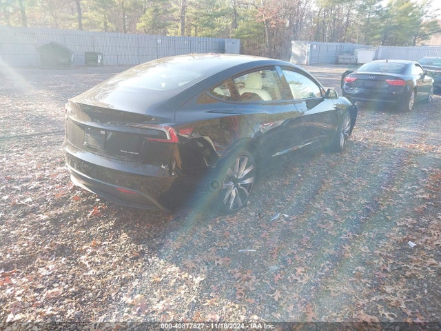 2025 TESLA MODEL 3 5YJ3E1EB2SF875728 Photo 3