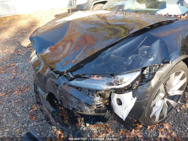 2025 TESLA MODEL 3 5YJ3E1EB2SF875728 Photo 5