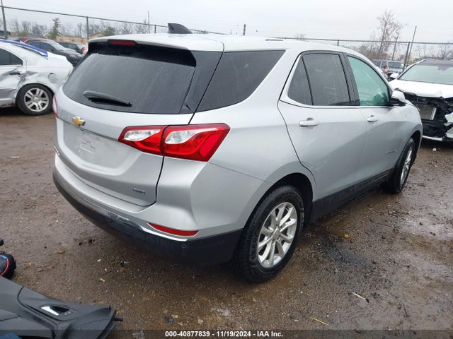 Chevrolet EQUINOX LT 2019 2GNAXUEV0K6274697 Image 4