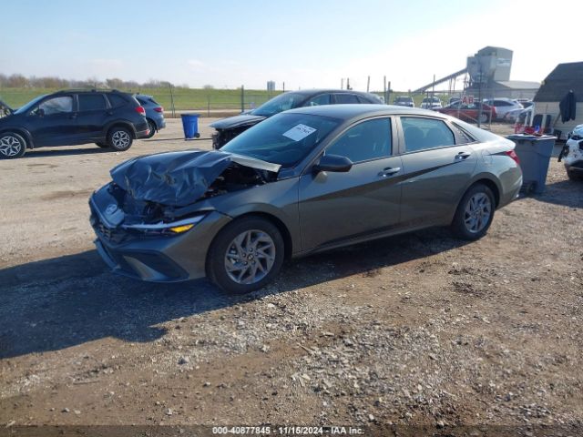 KMHLM4DJ4RU113981 Hyundai Elantra Hybrid Blue
