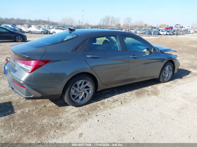 KMHLM4DJ4RU113981 Hyundai Elantra Hybrid Blue