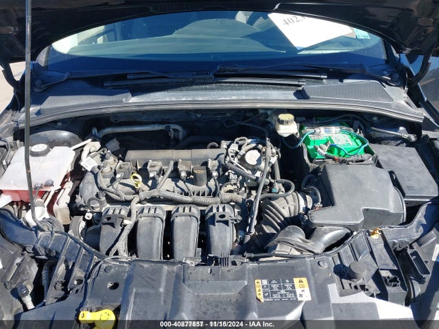 1FADP3K25HL247835 Ford FOCUS SE