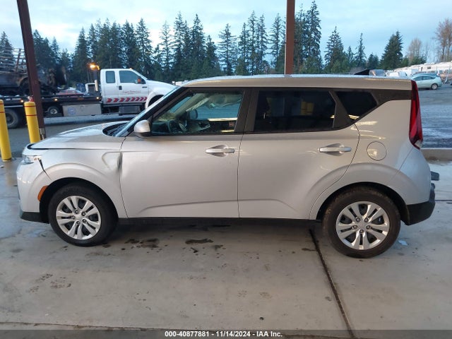 KIA SOUL LX 2020 KNDJ23AU6L7052570 Image 13