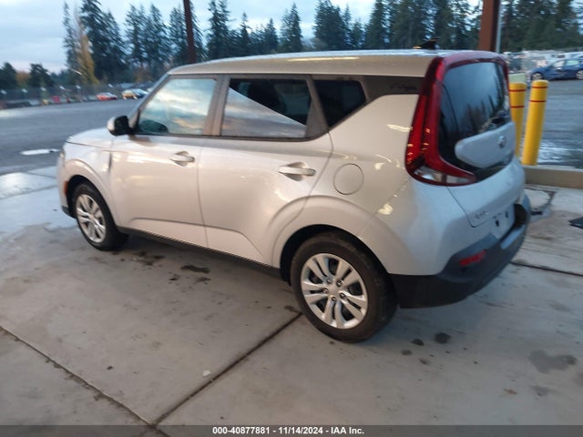 KIA SOUL LX 2020 KNDJ23AU6L7052570 Image 3