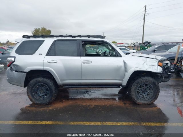 JTEBU5JR3L5739342 Toyota 4runner Sr5 Premium