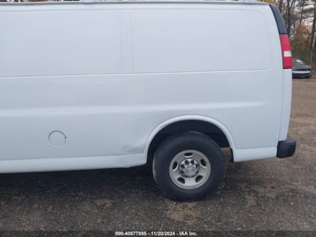 1GCWGAFF9G1140401 Chevrolet Express 2500 Work Van