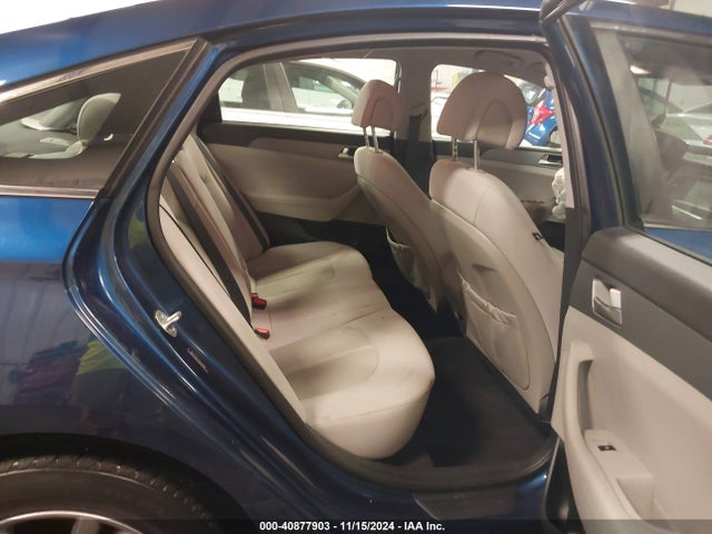 Hyundai SONATA SE 2017 5NPE24AF7HH578024 Image 8