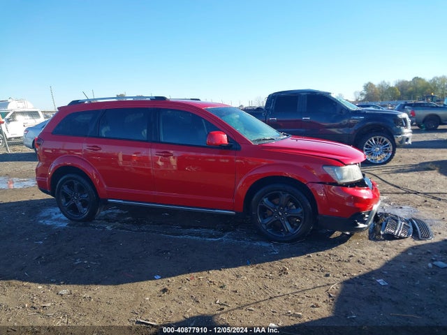 3C4PDCGG7JT378778 Dodge Journey Crossroad