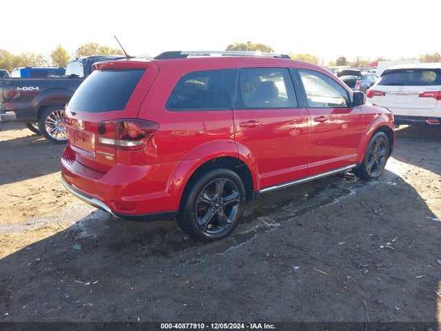 3C4PDCGG7JT378778 Dodge Journey Crossroad