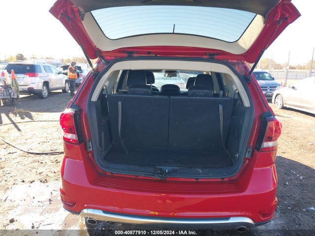 3C4PDCGG7JT378778 Dodge Journey Crossroad