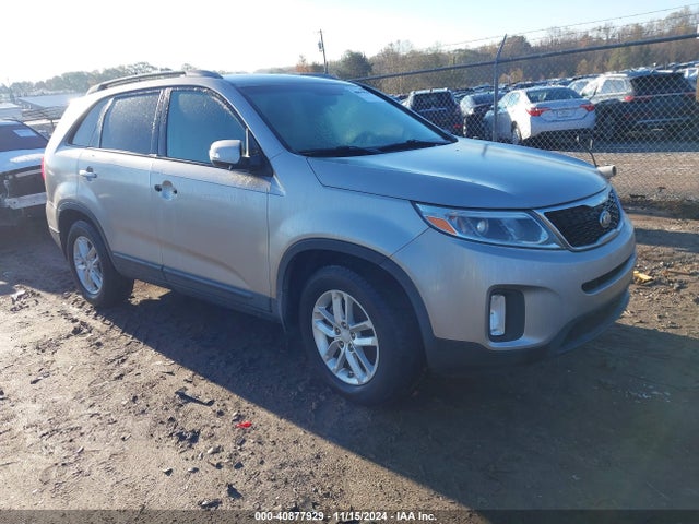 KIA SORENTO LX 2015 5XYKT3A63FG602379 Image 1