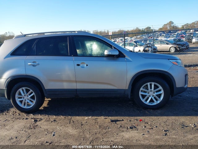 KIA SORENTO LX 2015 5XYKT3A63FG602379 Image 13