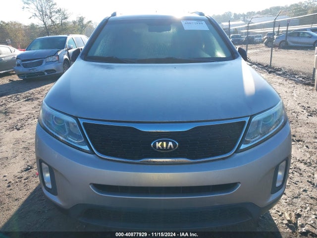 KIA SORENTO LX 2015 5XYKT3A63FG602379 Image 6