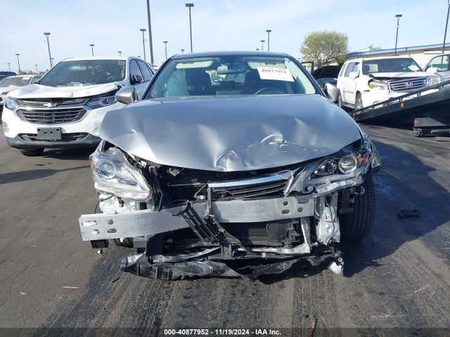 JTHKD5BHXH2285379 Lexus CT 200H
