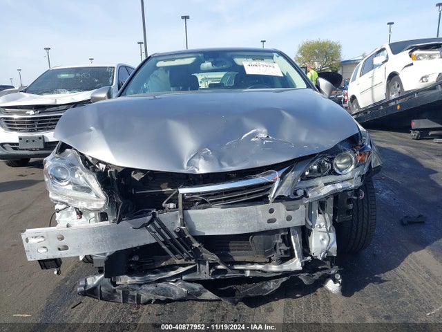 JTHKD5BHXH2285379 Lexus CT 200H