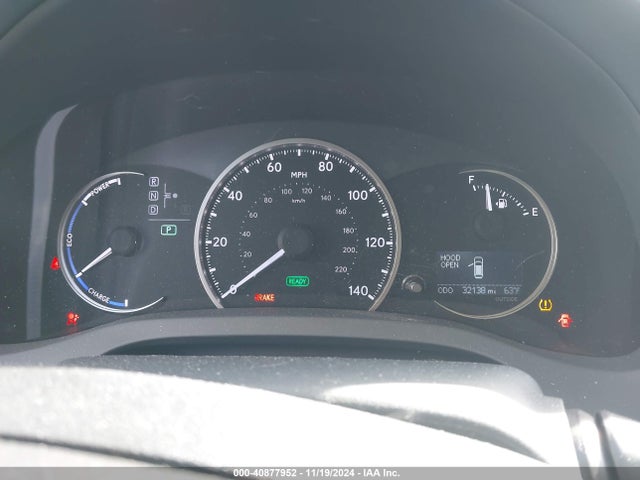 JTHKD5BHXH2285379 Lexus CT 200H