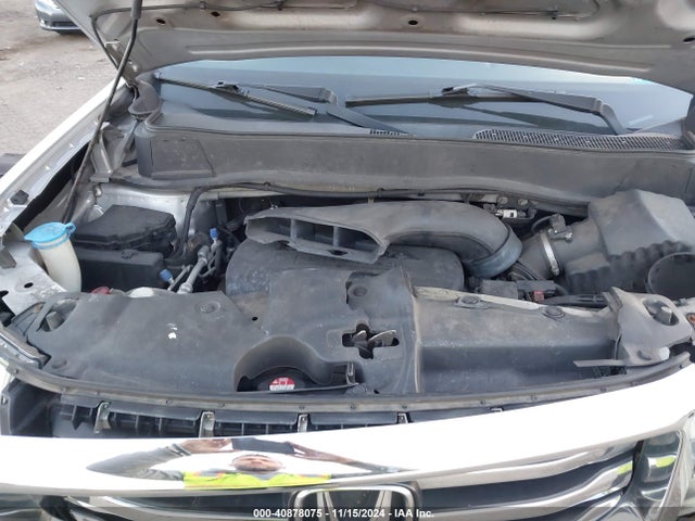 Honda Pilot Touring 2015 5FNYF4H99FB016185 Image 10
