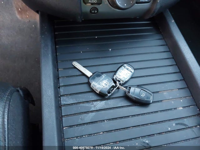 Honda Pilot Touring 2015 5FNYF4H99FB016185 Image 11