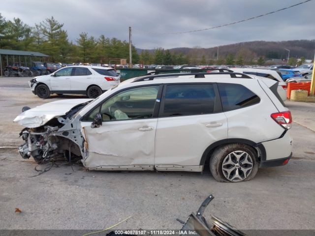 JF2SKAEC0NH483611 Subaru Forester Premium
