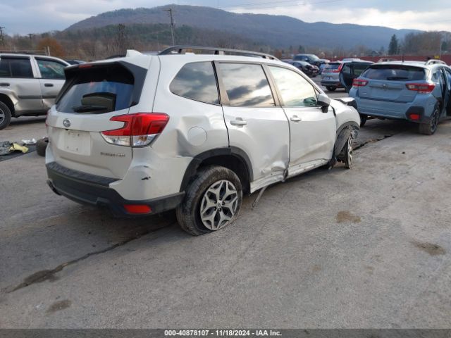 JF2SKAEC0NH483611 Subaru Forester Premium
