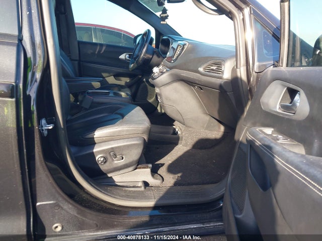 2C4RC1EG8KR714641 Chrysler Pacifica Touring L Plus