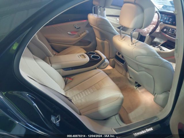 WDDUG8GB0JA383944 Mercedes-Benz S 560 4matic