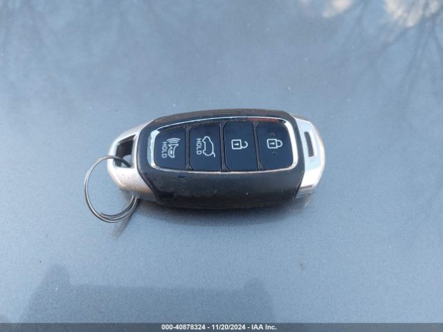 5NMS33AD9KH002643 Hyundai Santa Fe Sel