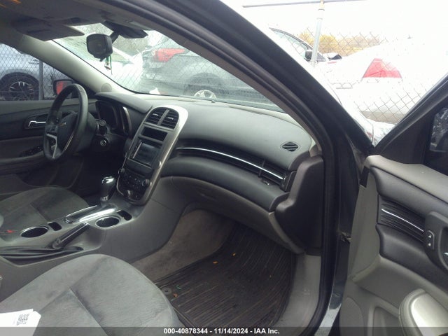 Chevrolet MALIBU LS 2015 1G11B5SL9FF207732 Image 5