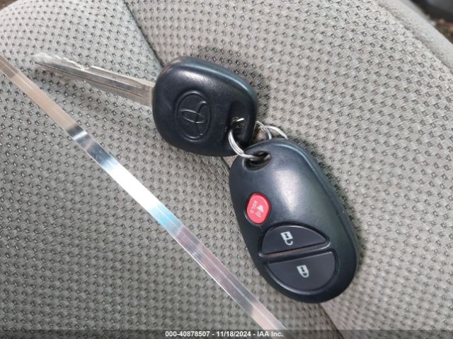 5TDZZ3DC1HS879360 Toyota Sienna L 7 Passenger