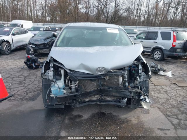 5TDZZ3DC1HS879360 Toyota Sienna L 7 Passenger