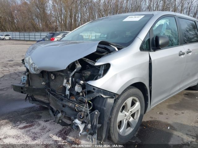 5TDZZ3DC1HS879360 Toyota Sienna L 7 Passenger