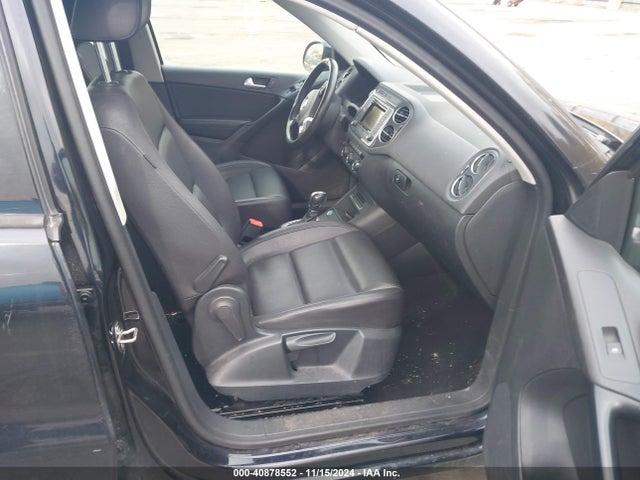 WVGBV7AX4GW600389 Volkswagen TIGUAN S
