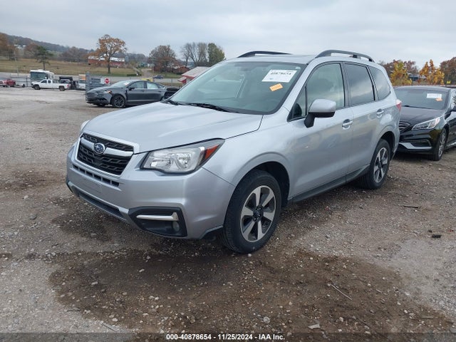 Subaru Forester 2.5i Premium 2018 JF2SJAGC1JH497429 Image 2