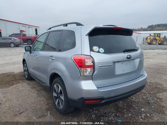 Subaru Forester 2.5i Premium 2018 JF2SJAGC1JH497429 Image 3