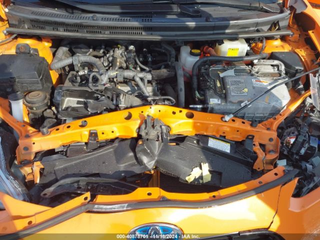 JTDKDTB35G1137039 Toyota Prius C Two