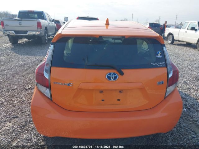 JTDKDTB35G1137039 Toyota Prius C Two