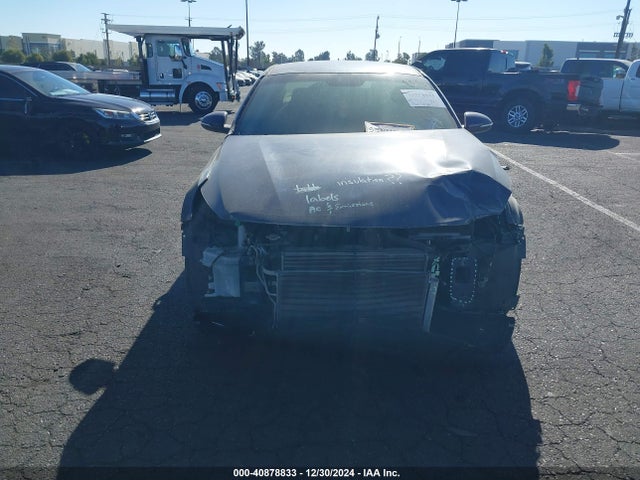 5XXGT4L36JG214283 KIA Optima Lx