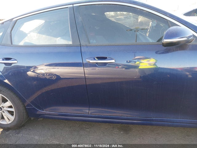 5XXGT4L36JG214283 KIA Optima Lx
