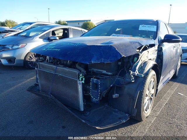 5XXGT4L36JG214283 KIA Optima Lx