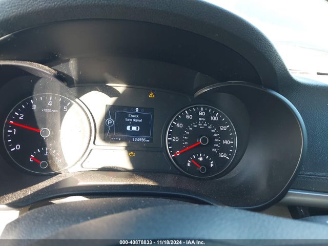 5XXGT4L36JG214283 KIA Optima Lx