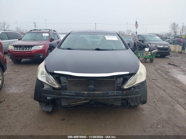 40878840 :رقم المزاد ، 5NPEB4AC5BH058711 vin ، 2011 Hyundai Sonata Gls مزاد بيع