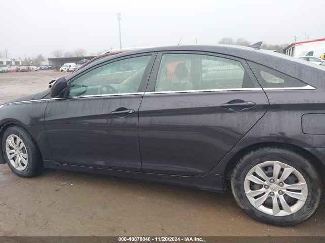 40878840 :رقم المزاد ، 5NPEB4AC5BH058711 vin ، 2011 Hyundai Sonata Gls مزاد بيع