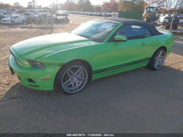 1ZVBP8EM8E5236496 Ford Mustang V6 Premium