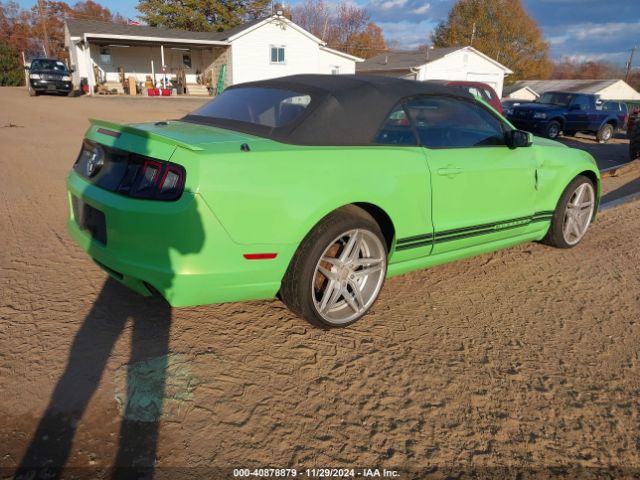 1ZVBP8EM8E5236496 Ford Mustang V6 Premium