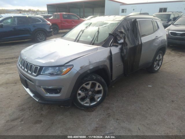 3C4NJDCB3JT262848 Jeep Compass Limited 4x4