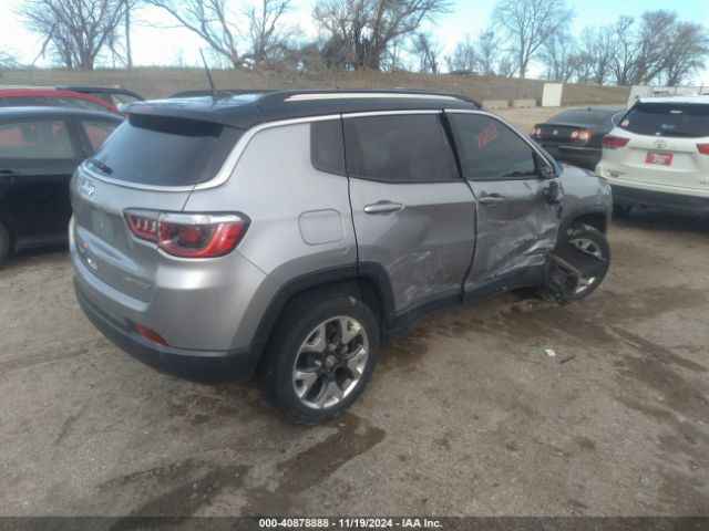 3C4NJDCB3JT262848 Jeep Compass Limited 4x4