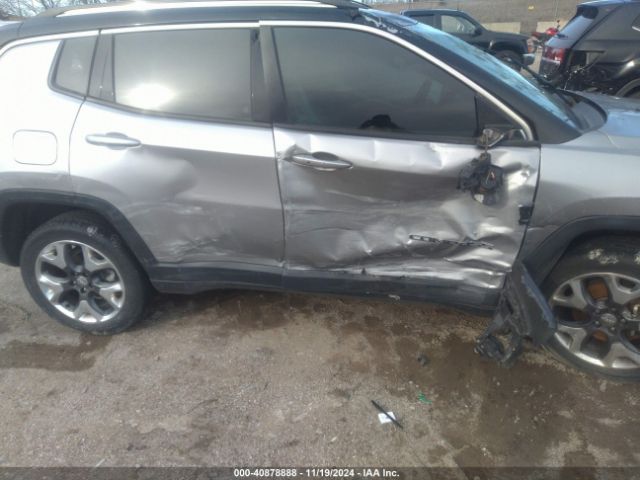 3C4NJDCB3JT262848 Jeep Compass Limited 4x4