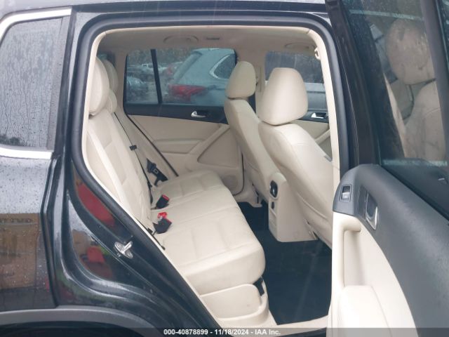WVGAV7AX3FW523587 Volkswagen TIGUAN SE