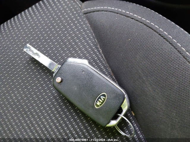 3KPF24AD1KE009944 KIA FORTE FE
