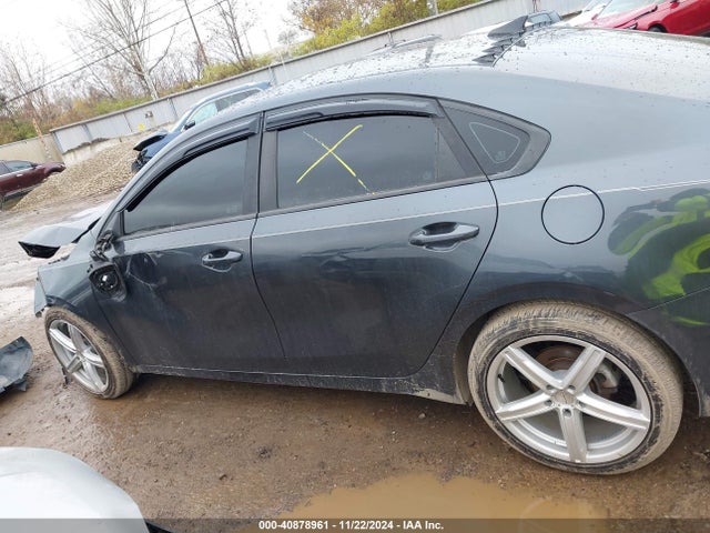 3KPF24AD1KE009944 KIA FORTE FE